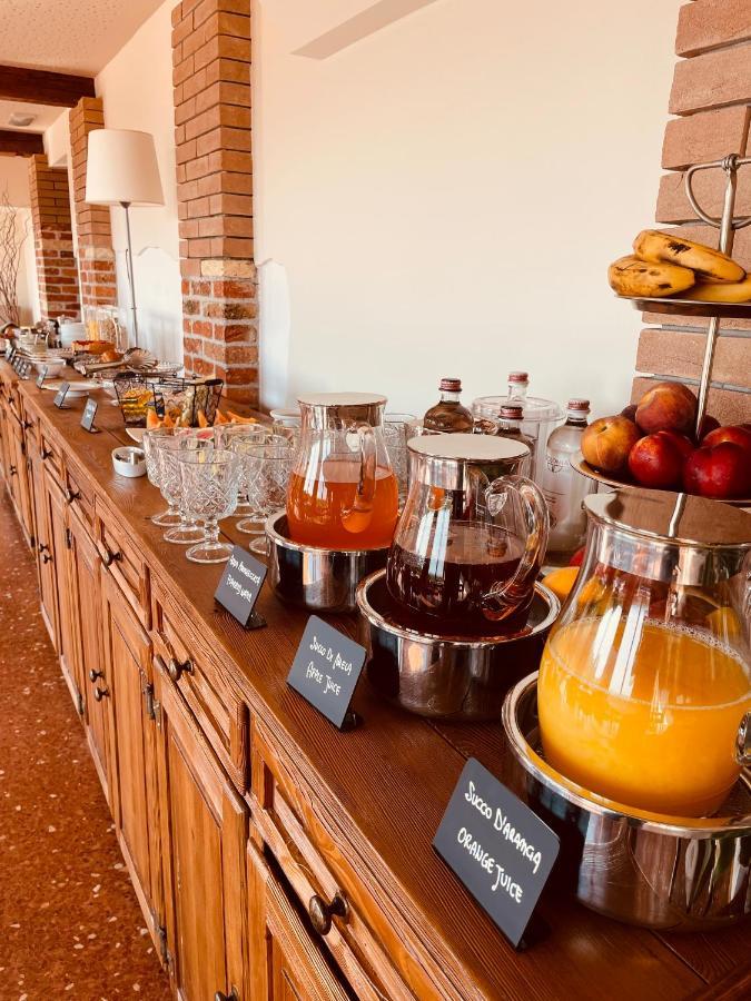 Elliot Osteria E Dormire In Collina Manzano المظهر الخارجي الصورة
