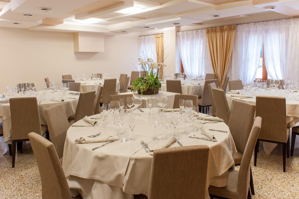 Elliot Osteria E Dormire In Collina Manzano المظهر الخارجي الصورة