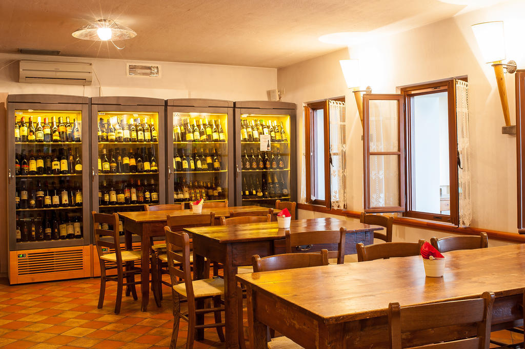 Elliot Osteria E Dormire In Collina Manzano المظهر الخارجي الصورة