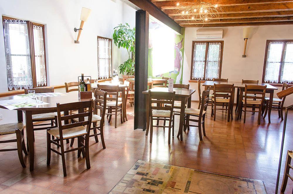 Elliot Osteria E Dormire In Collina Manzano المظهر الخارجي الصورة